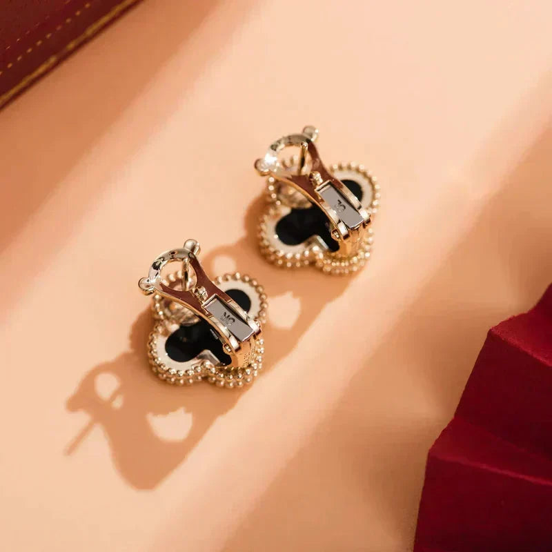 Miro CLOVER MEDIUM 1 MOTIFS ONYX STUD EARRINGS