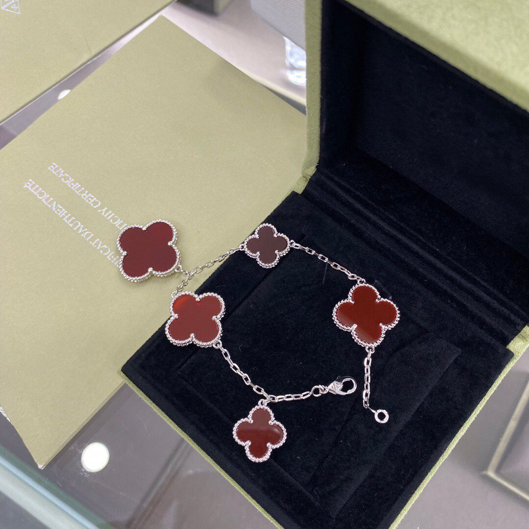 Miro CLOVER 5 MOTIFS SIVLER CARNELIAN BRACELET