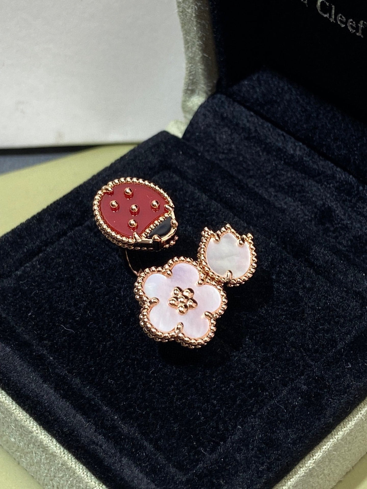 Miro LUCKY 3 MOTIF ROSE GOLD RING