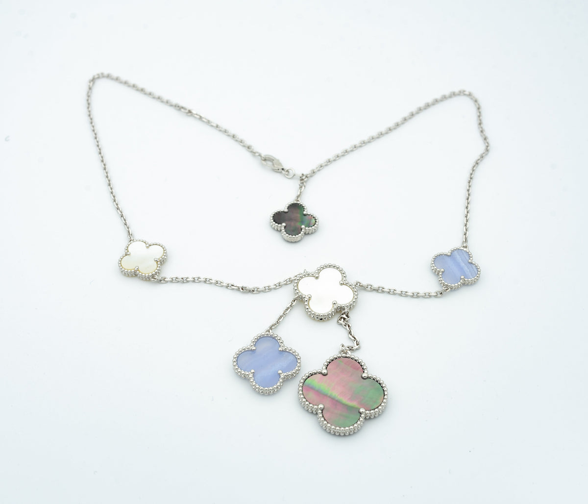 Miro CLOVER MOP CHALCEDONY NECKLACE SILVER 6 MOTIF