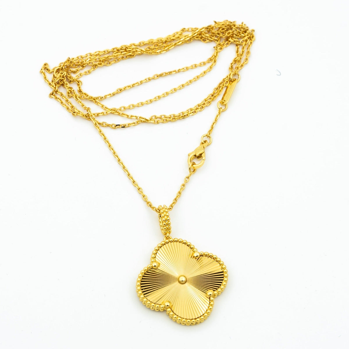 Miro CLOVER 25MM PEDANT NECKLACE GOLD