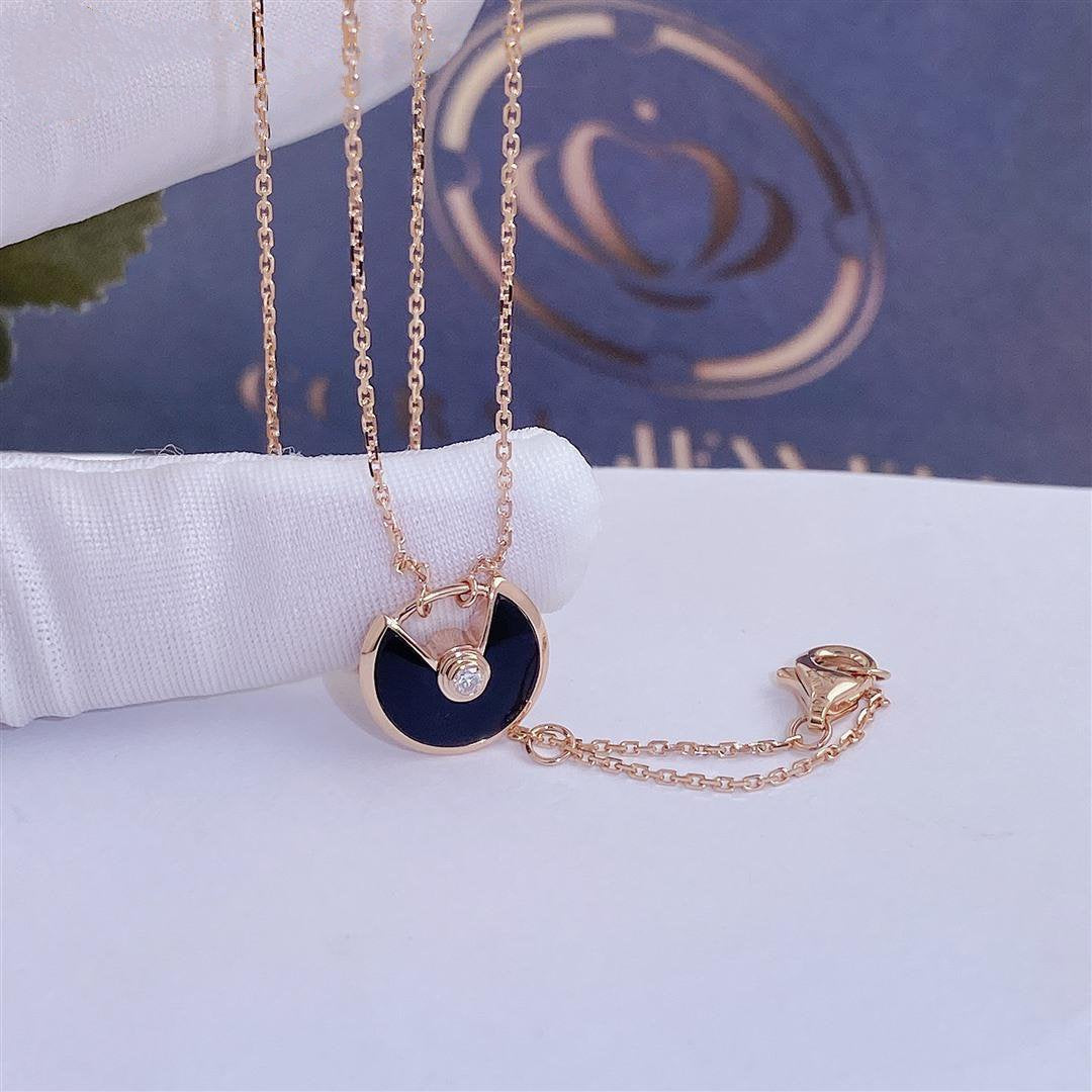 Miro AMULETTE ROSE GOLD ONYX NECKLACE