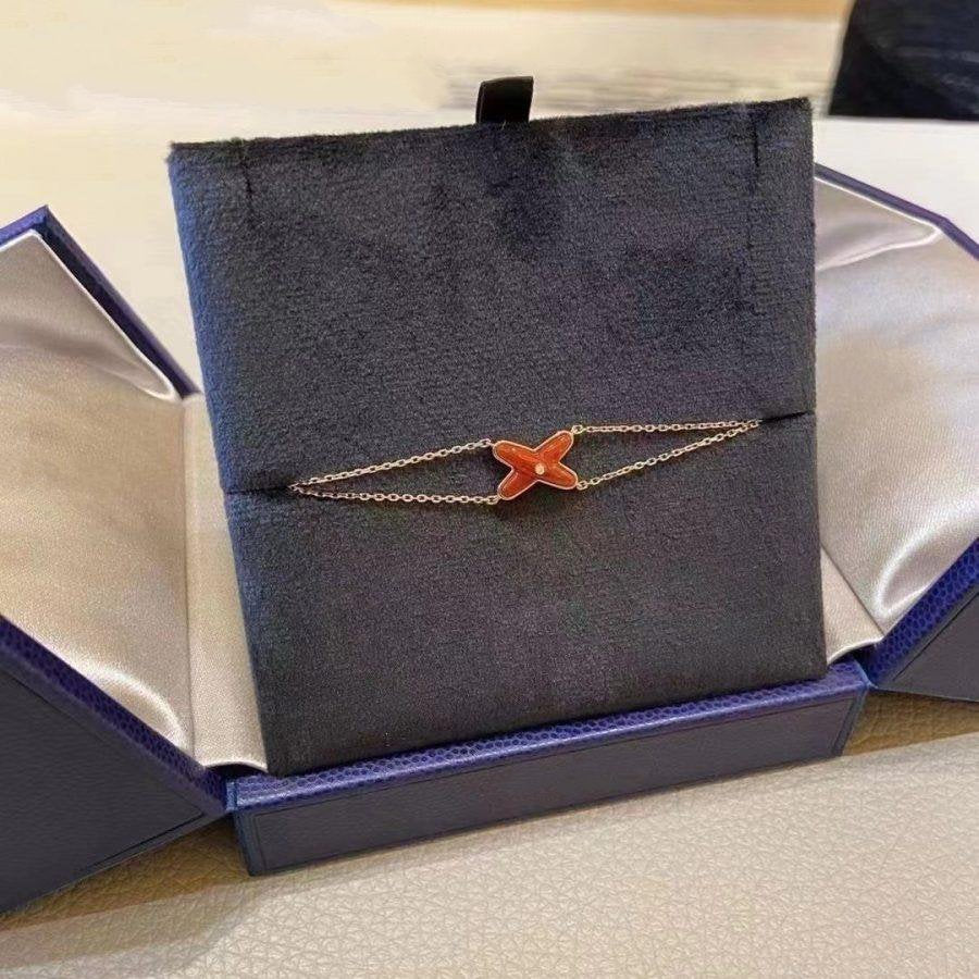 Miro JEUX BRACELET CARNELIAN PINK GOLD 1 DIAMOND