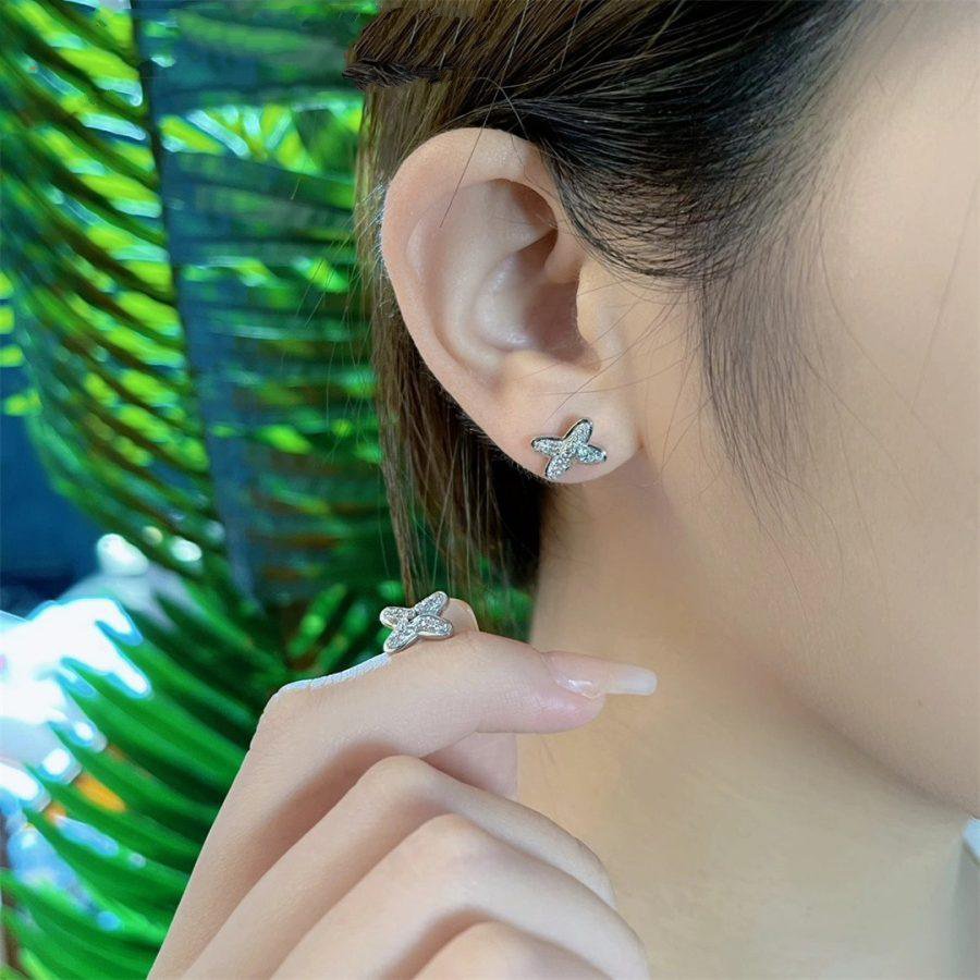 Miro JEUX DE SILVER DIAMOND EARRINGS