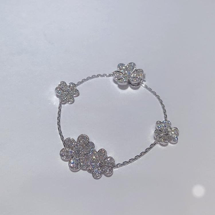 Miro FRIVOLE SILVER 5 FLOWERS BRACELET