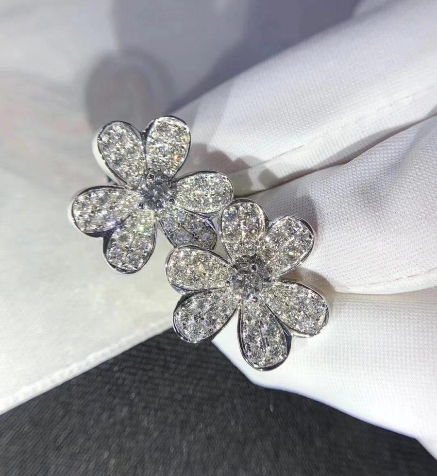 Miro FRIVOLE SILVER FLOWER DIAMOND EARRINGS