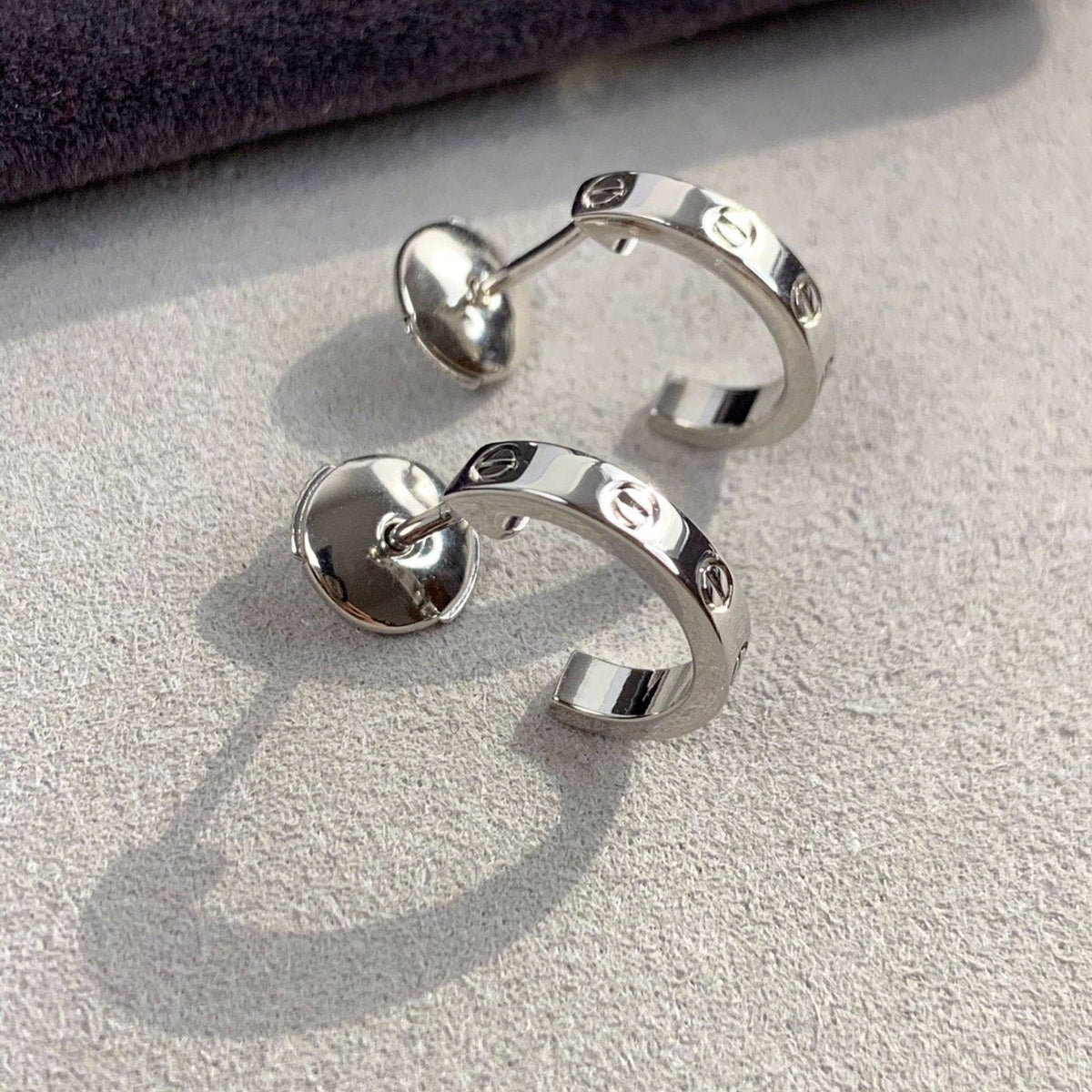 Miro LOVE EARRINGS 2.65MM SILVER