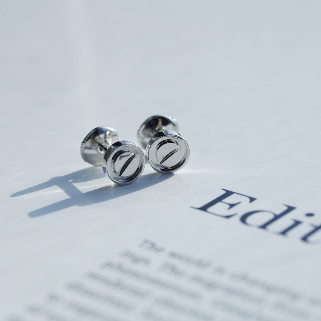 Miro LOVE EARRINGS SILVER 10MM