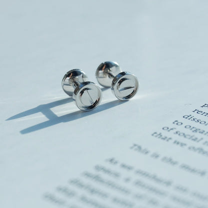 Miro LOVE EARRINGS SILVER 10MM