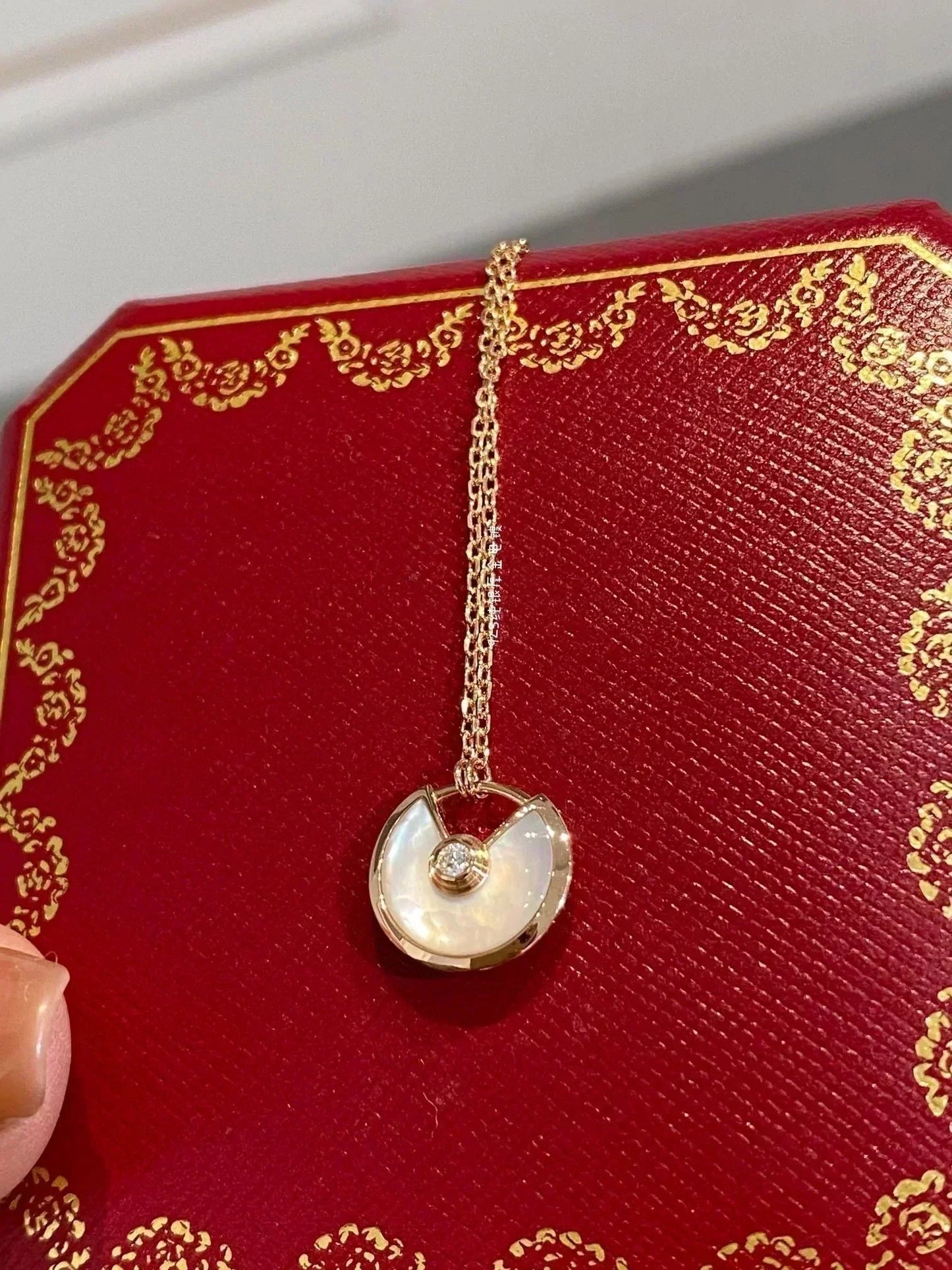 Miro AMULETTE ROSE GOLD MOP NECKLACE