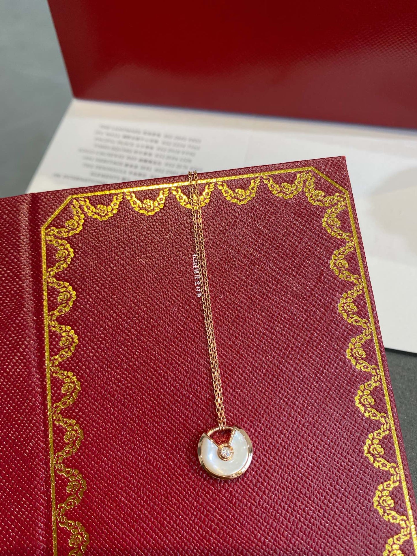 Miro AMULETTE ROSE GOLD MOP NECKLACE