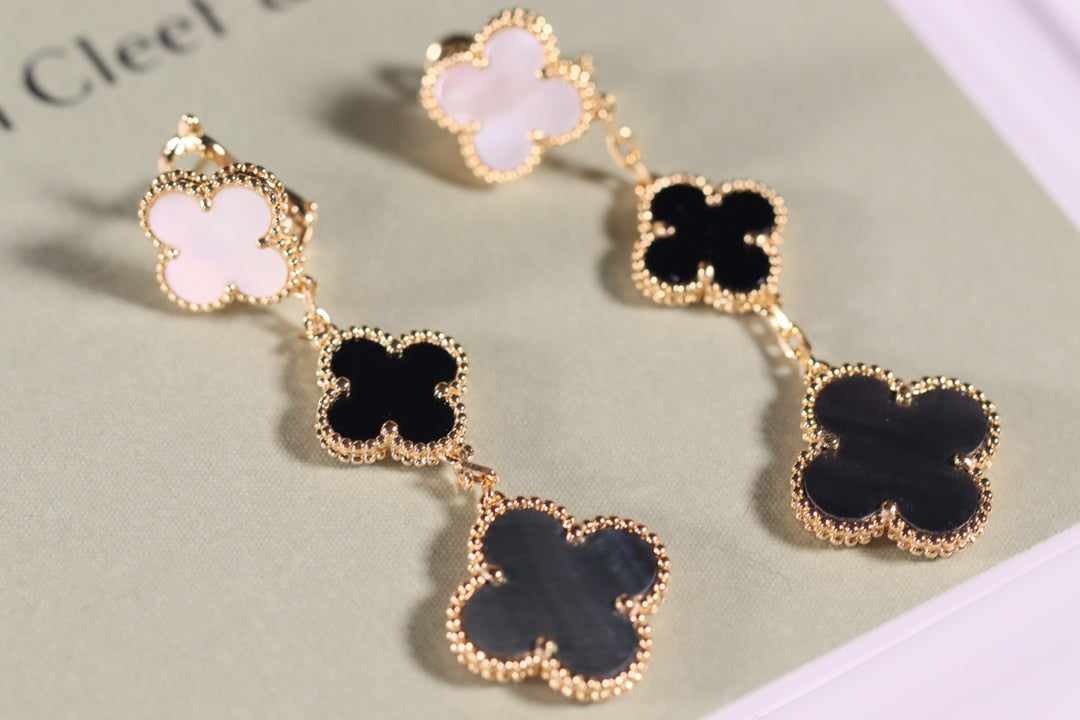 Miro CLOVER EARRINGS GOLD ONYX MOP 3 MOTIF