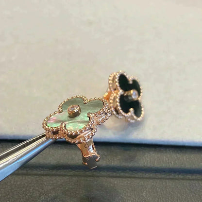 Miro CLOVER MEDIUM 1 MOTIFS GRAY MOP  DIAMOND EARRINGS