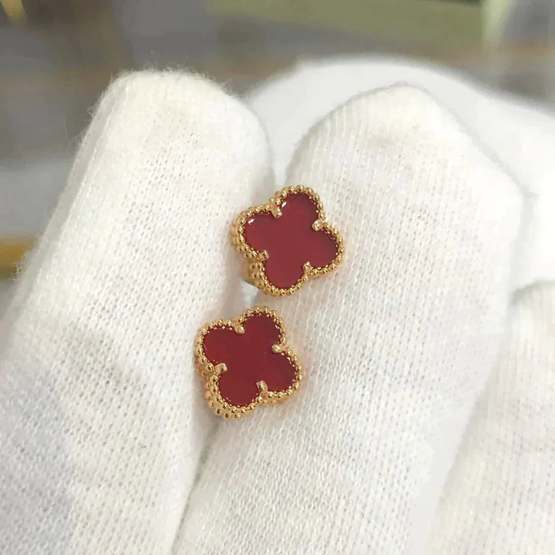 Miro CLOVER MINI 9.5MM CARNELIAN EARRINGS