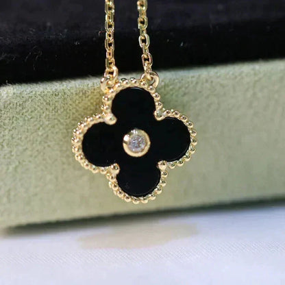 Miro CLOVER 15MM DIAMOND ONYX NECKLACE