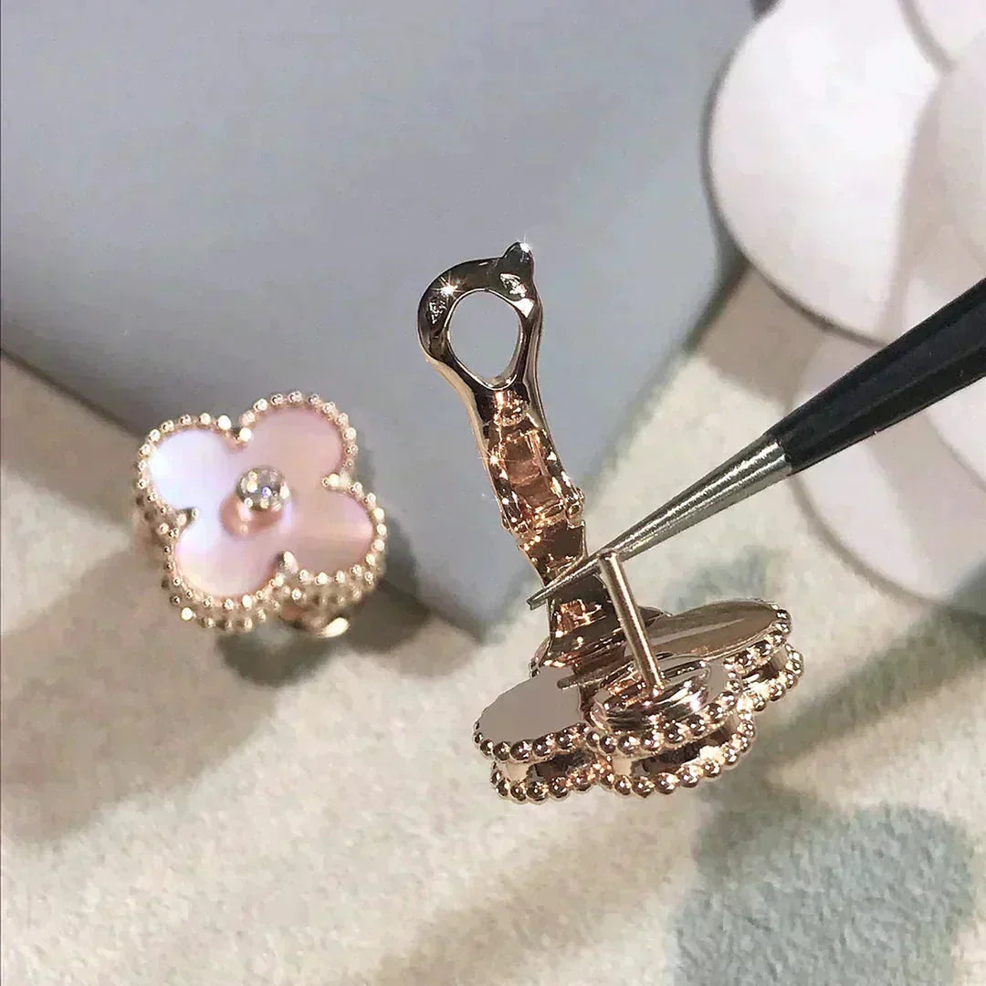 Miro CLOVER MEDIUM 1 MOTIFS  PINK MOP DIAMOND EARRINGS