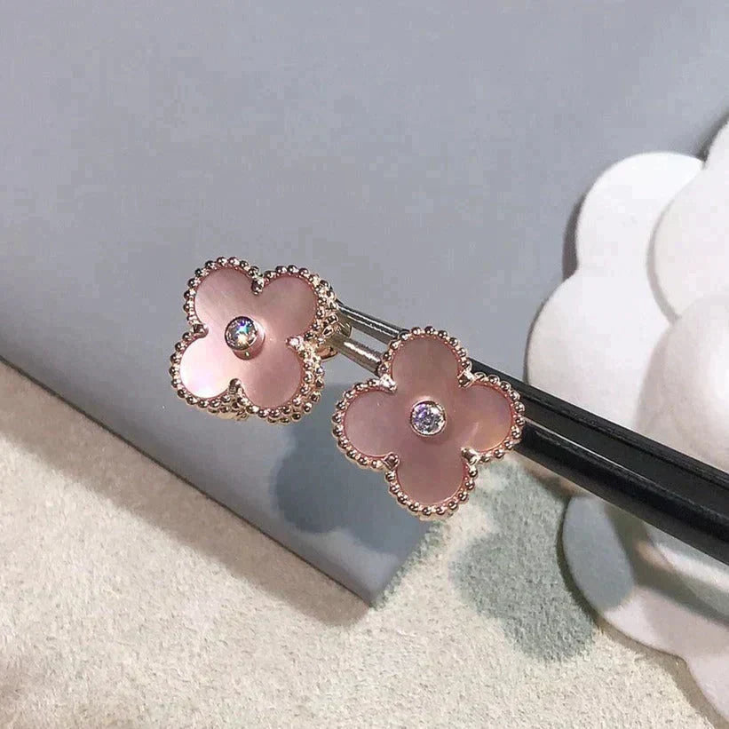 Miro CLOVER MEDIUM 1 MOTIFS  PINK MOP DIAMOND EARRINGS