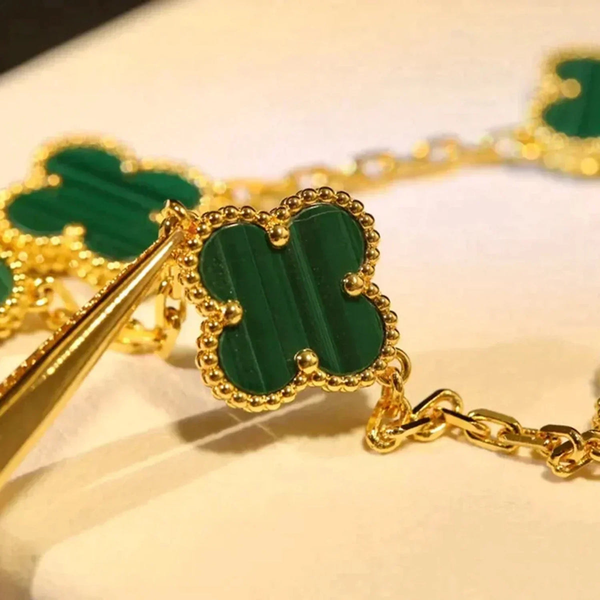 [Miro ]New  CLOVER 5 MOTIF MALACHITE BRACELET COLLECTION