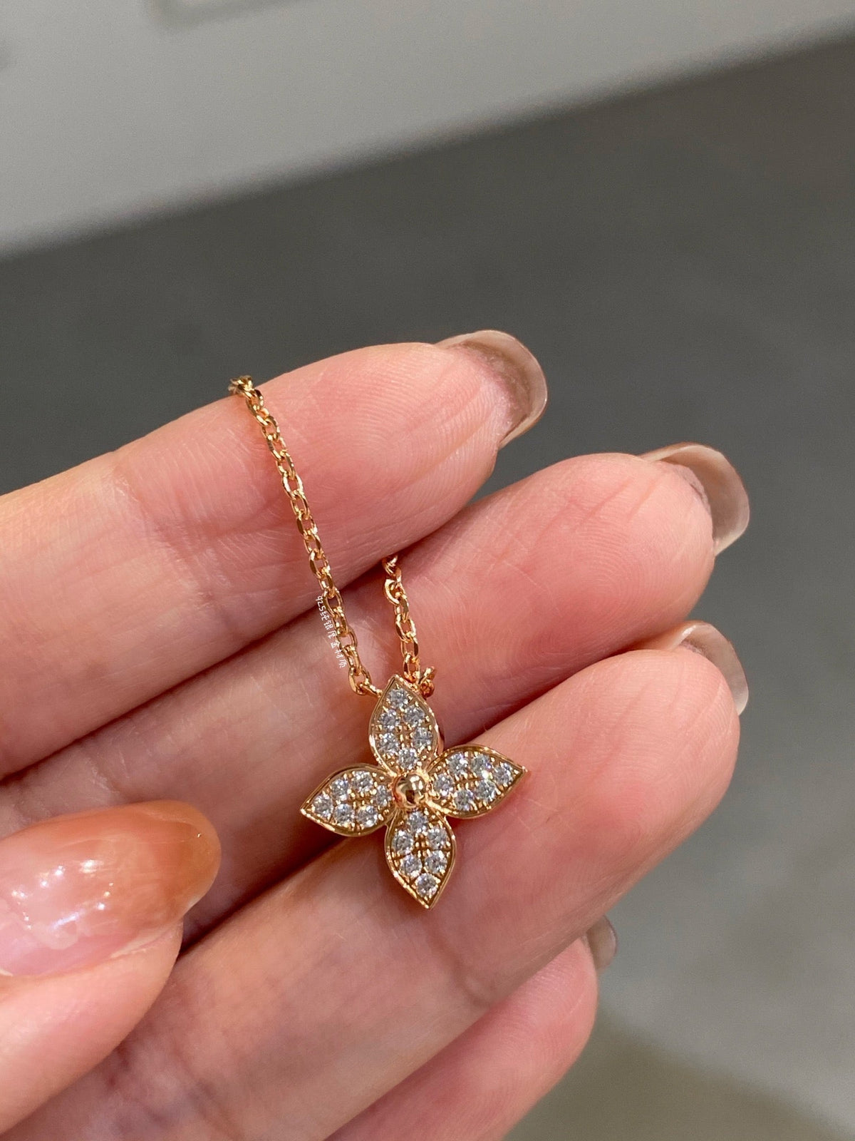 Miro STAR DIAMOND NECKALCE