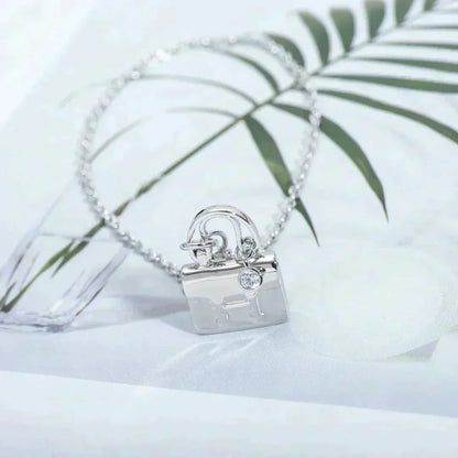Miro AMULETTE PEDANT SILVER NECKLACE