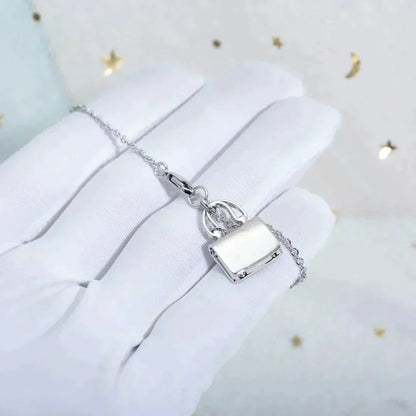 Miro AMULETTE PEDANT SILVER NECKLACE