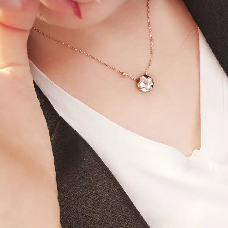 Miro SUN MOP GOLD 1 DIAMOND NECKLACE