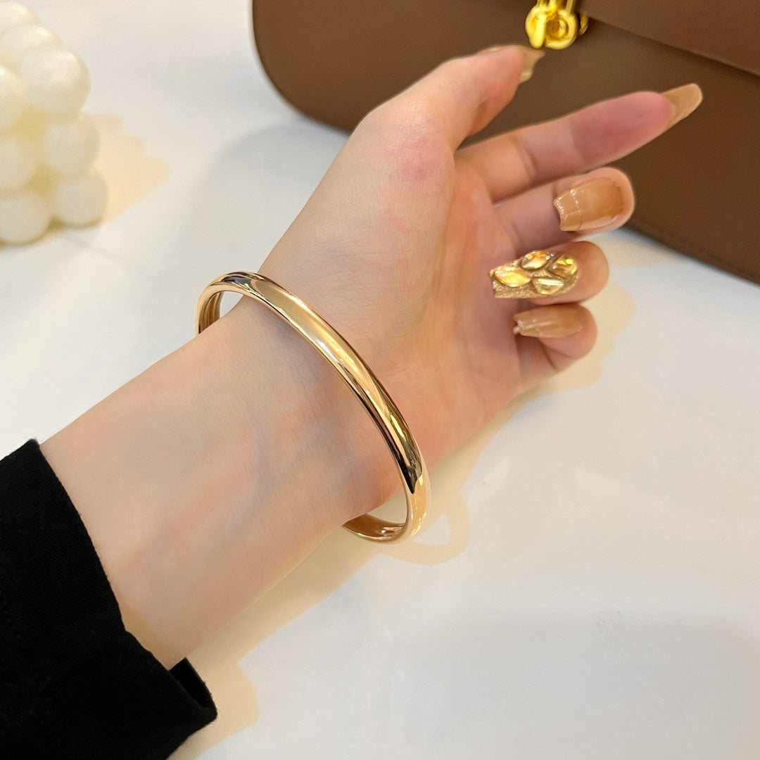 Miro PANTHERE GOLD OPEN BRACELET