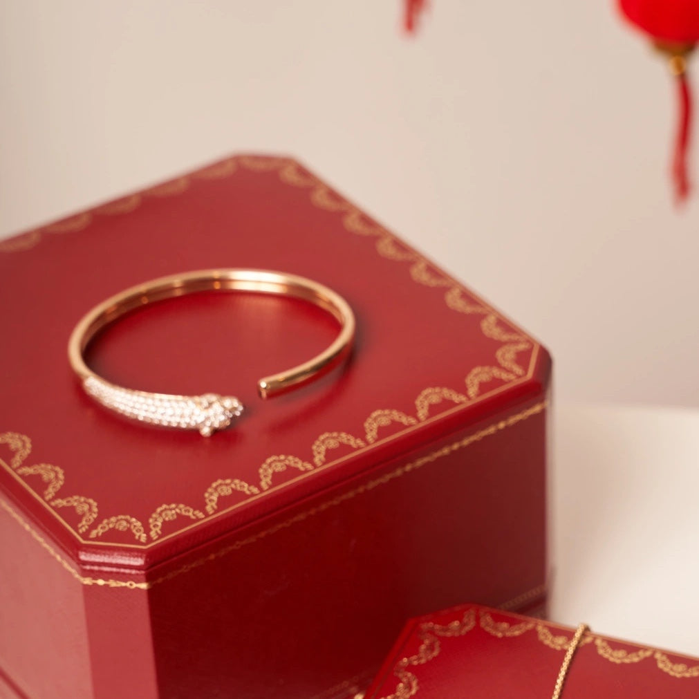 Miro PANTHERE ROSE GOLD DIAMOND OPEN BRACELET