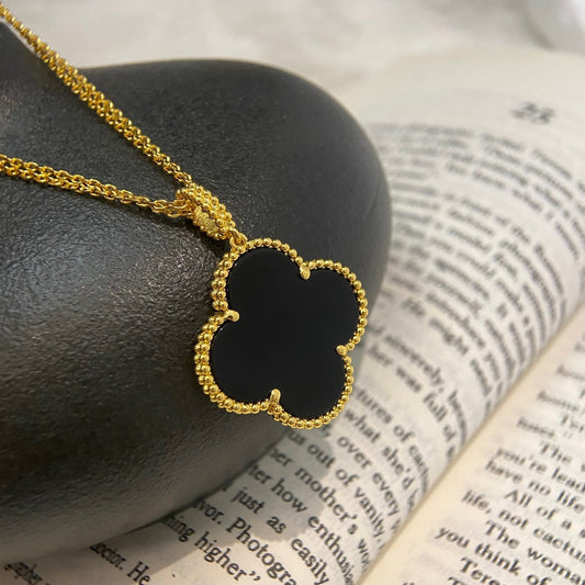 Miro CLOVER 25MM NECKLACE GOLD ONYX