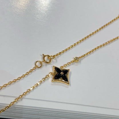 Miro STAR BLACK MOP NECKLACE