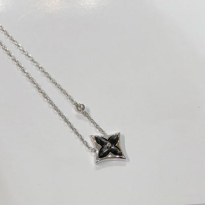 Miro STAR BLACK MOP NECKLACE