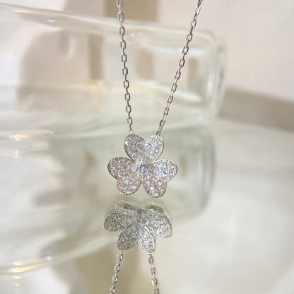 Miro FLOWER DIAMOND NECKLACE
