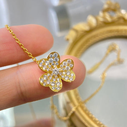 Miro FLOWER DIAMOND NECKLACE