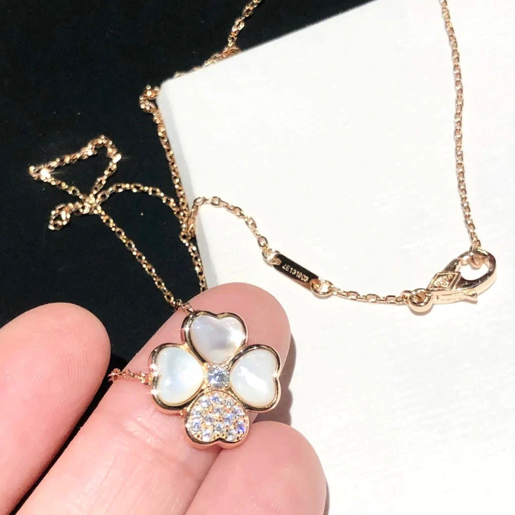 Miro CLOVER MOP DIAMOND ROSE GOLD NECKLACE