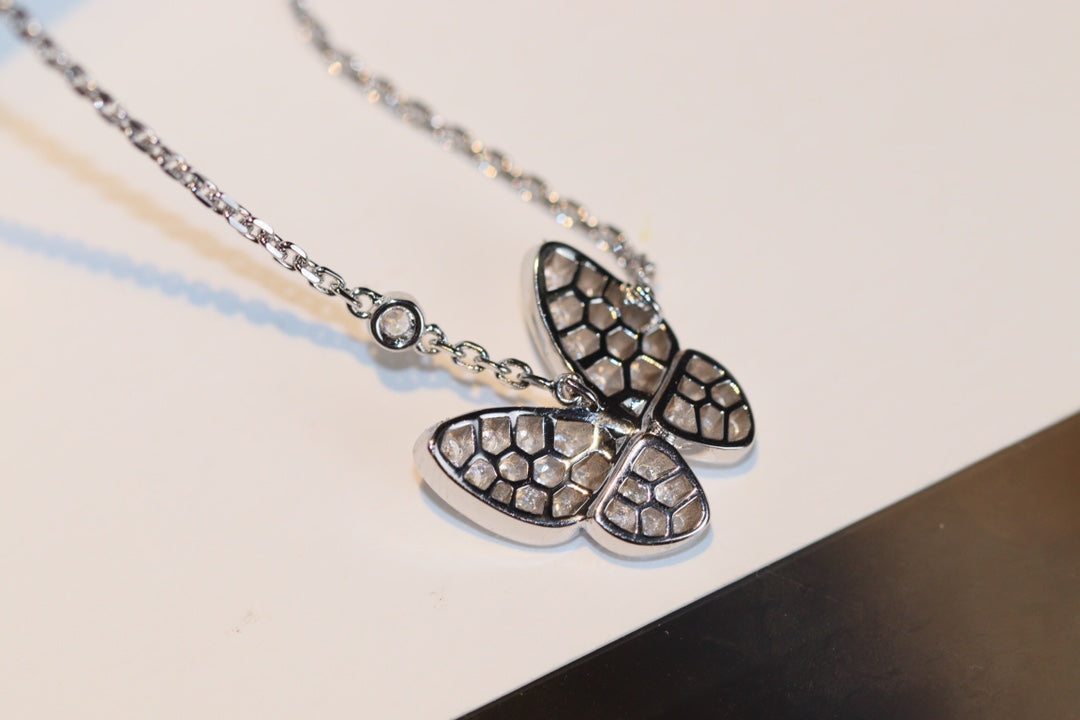 Miro BUTTERFLY DIAMOND NECKLACE