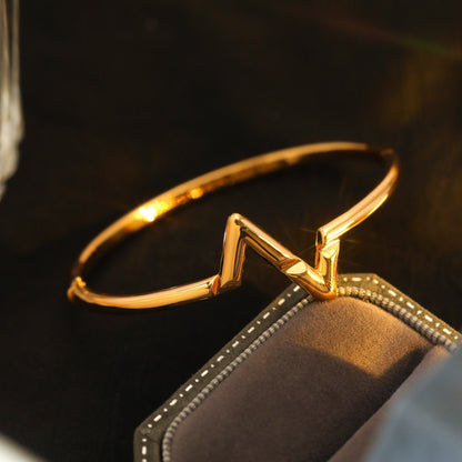 Miro VOLTE UPSITE DOWN BRACELET