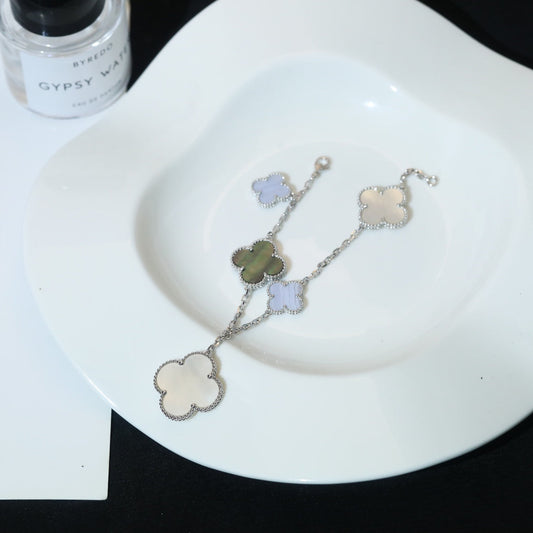 Miro CLOVER BRACELET 5 MOTIFS MOP CHALCEDONY SILVER