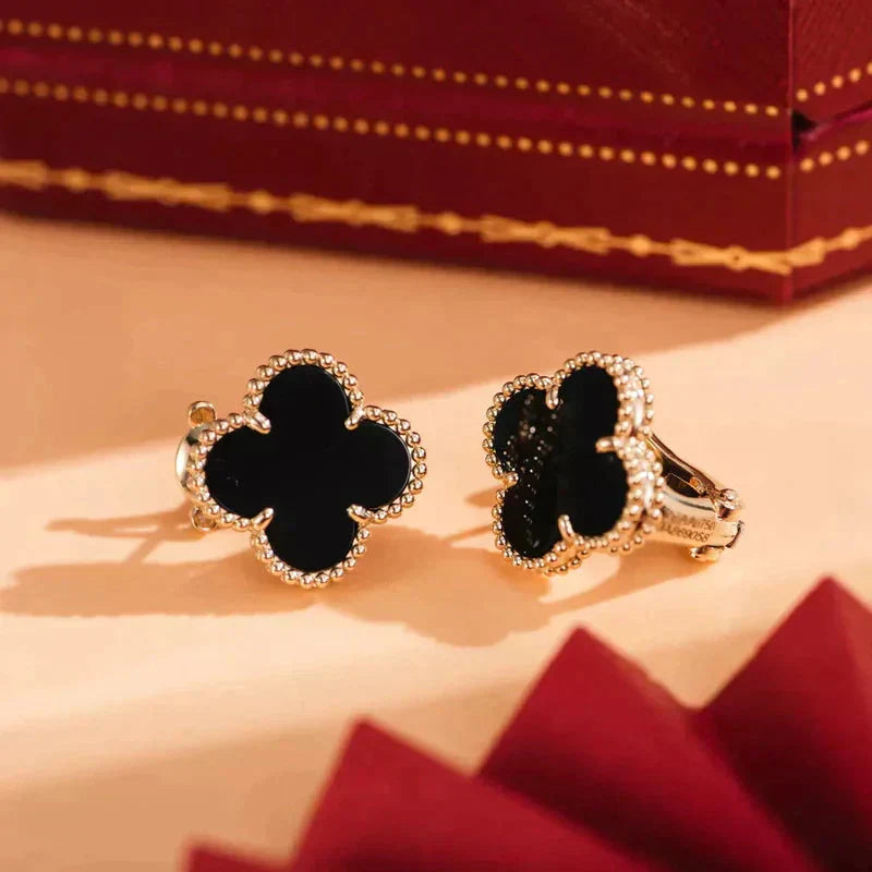 Miro CLOVER MEDIUM 1 MOTIFS  ONYX STUD EARRINGS
