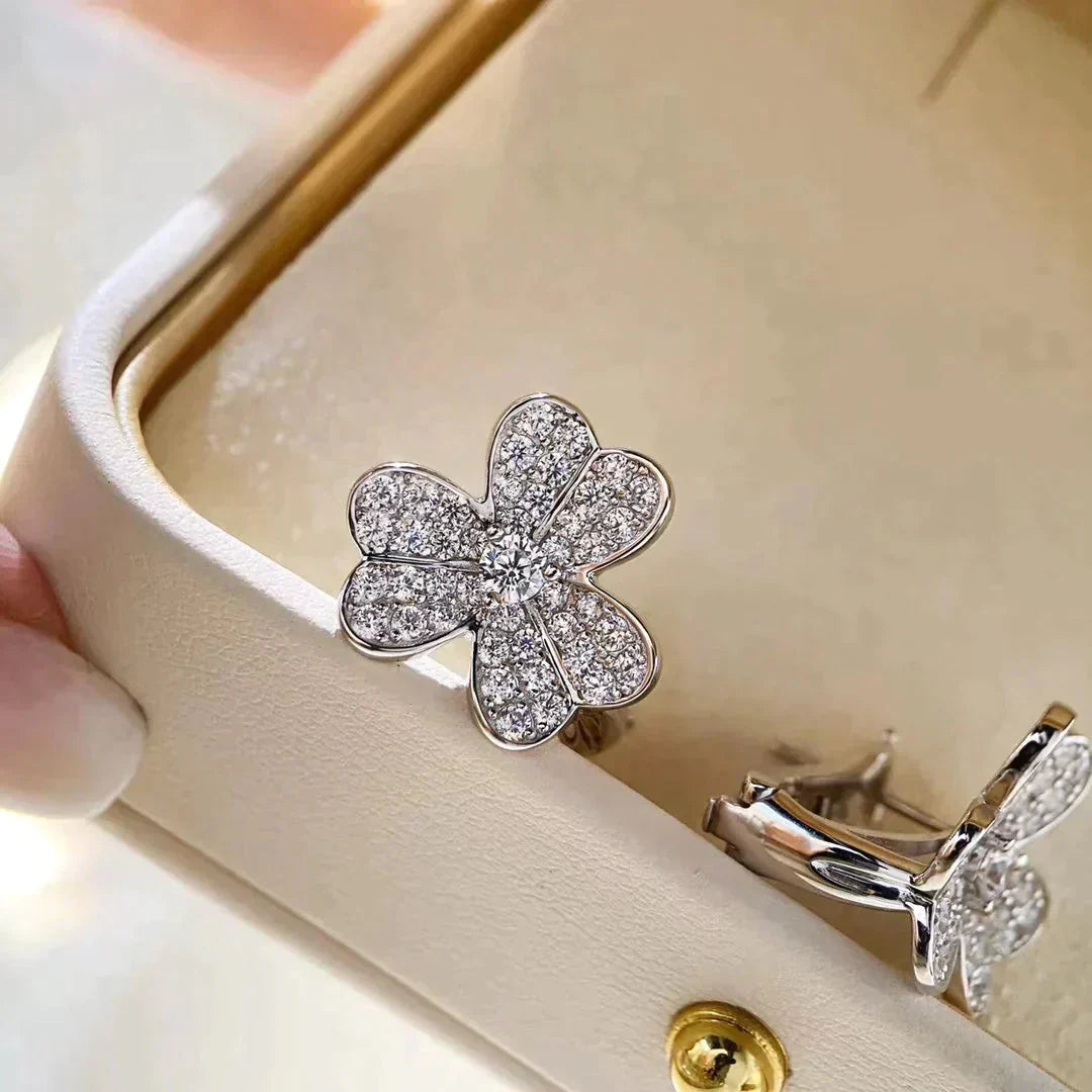 Miro CLOVER COMOS DIAMOND EARRINGS SILVER