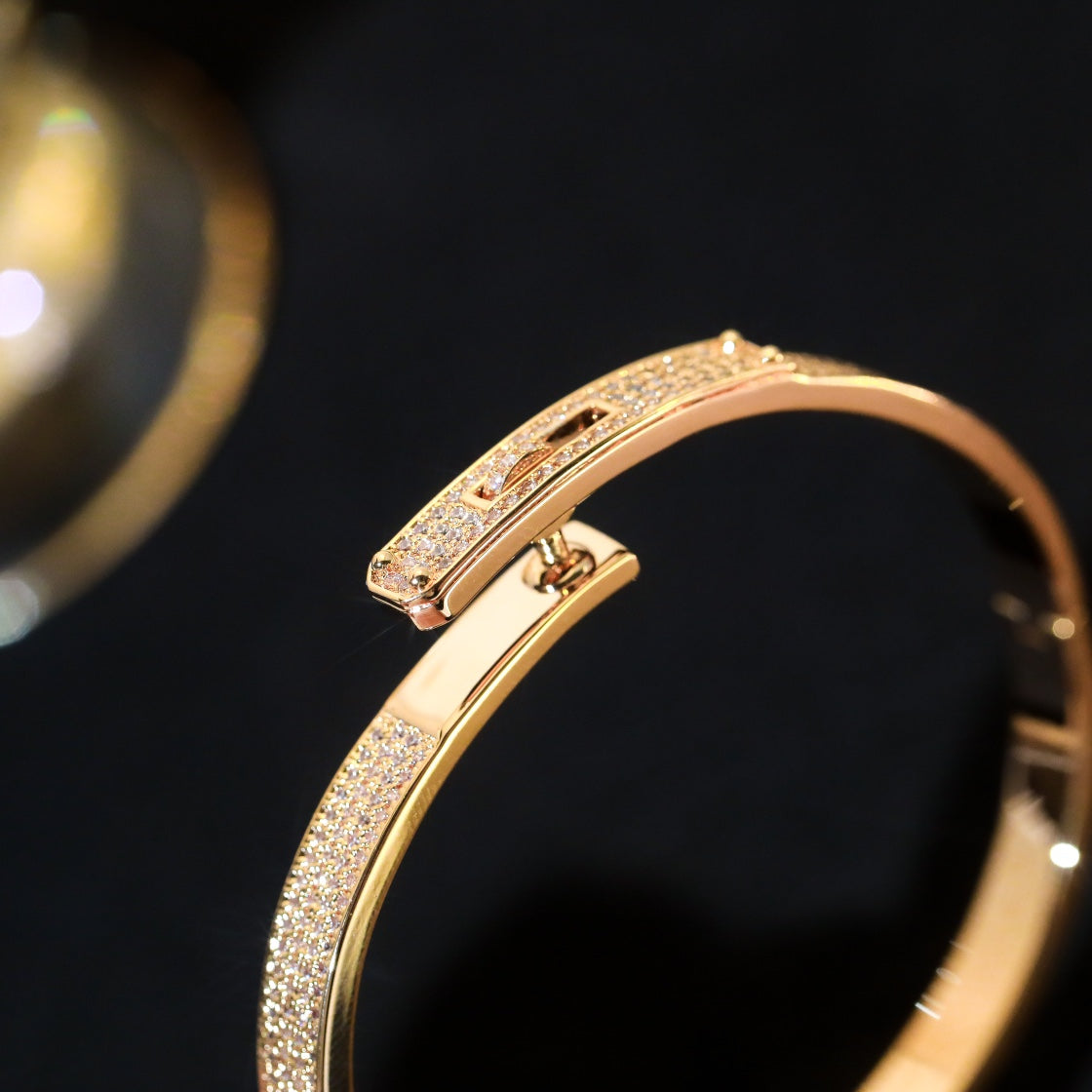 Miro KELLY BRACELET DIAMOND PAVED