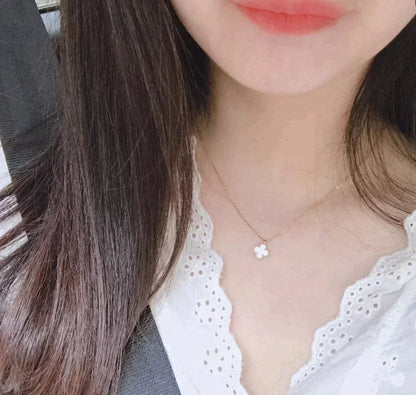 Miro CLOVER MINI 9.5MM WHITE MOTHER-OF-PEARL NECKLACE