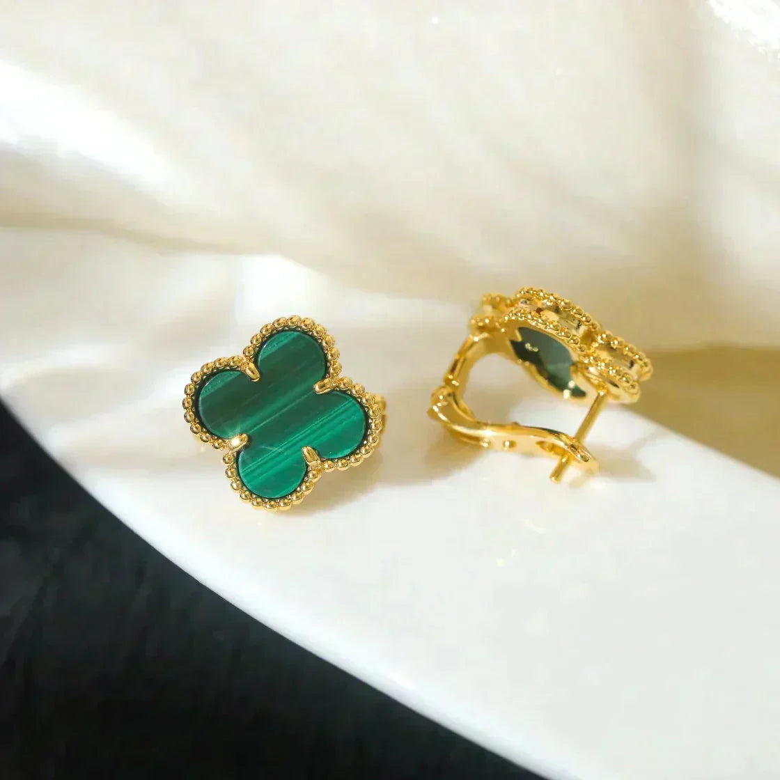Miro CLOVER MEDIUM 1 MOTIFS MALACHITE  EARRINGS