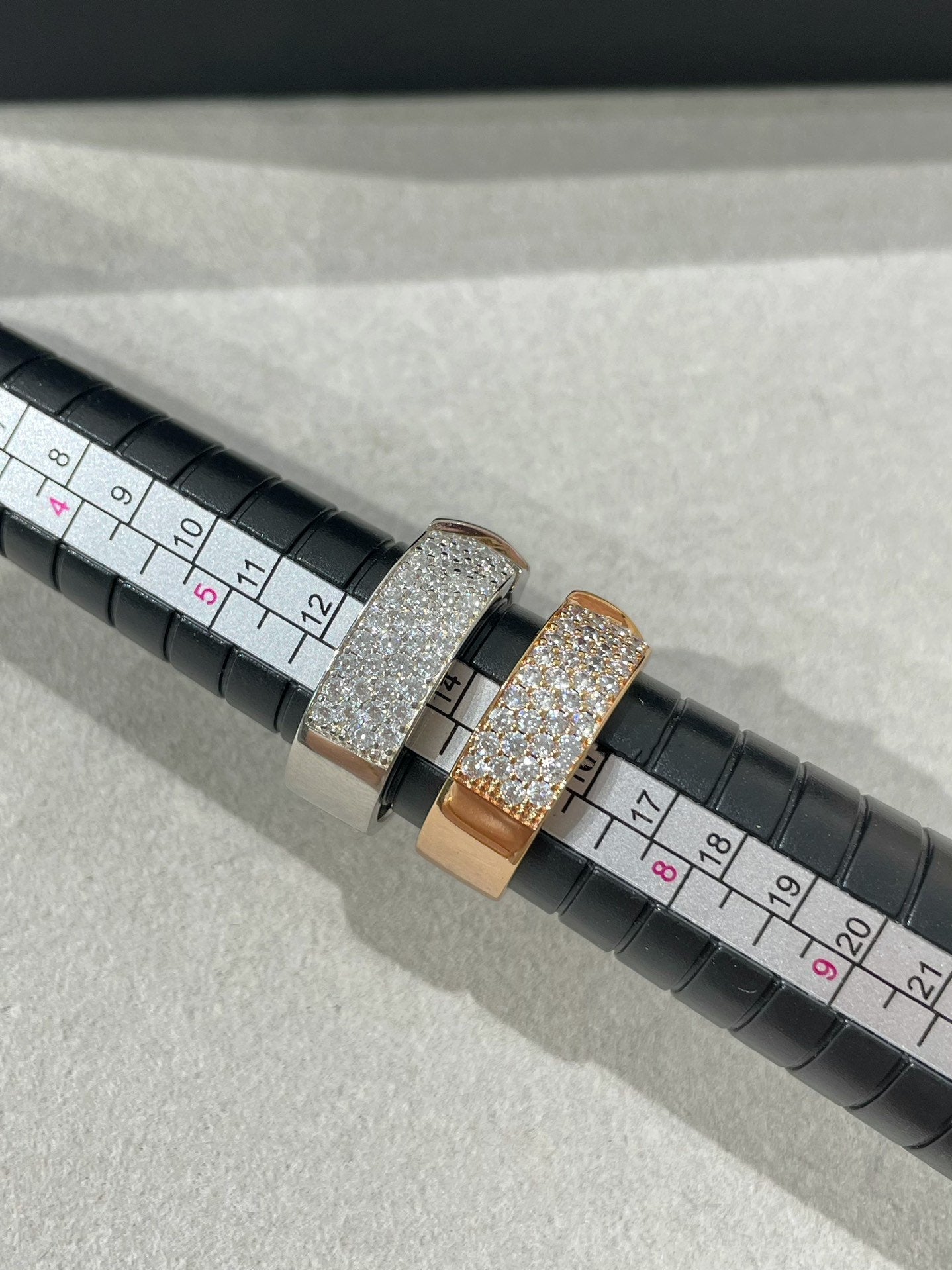 Miro LIENS EVIDENCE  DIAMOND PAVED RING