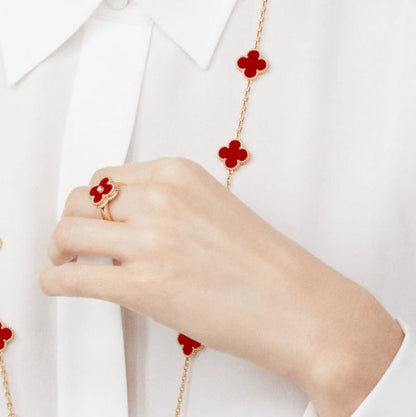 Miro CLOVER CARNELIAN RING ROSE GOLD DIAMOND