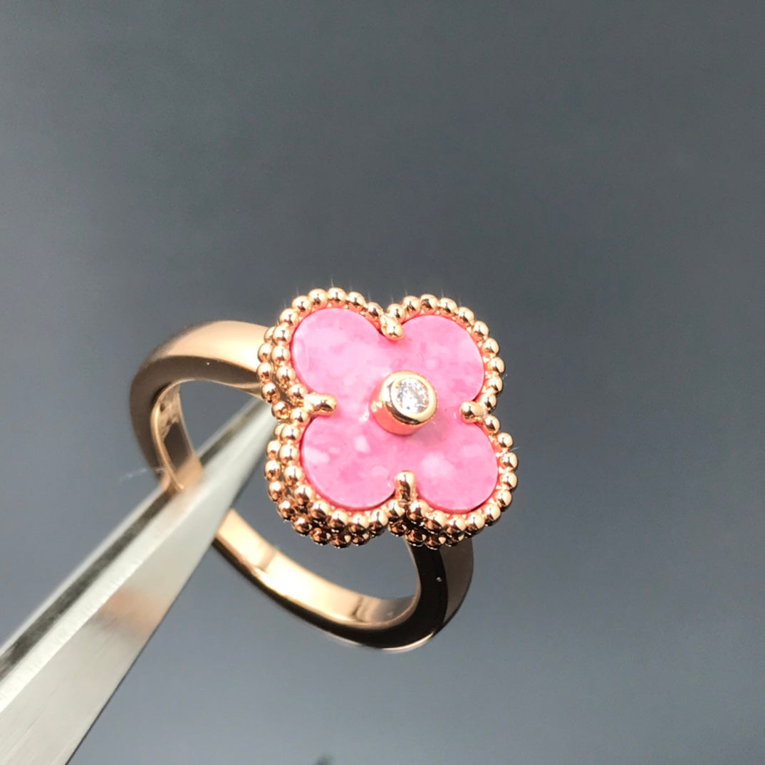 Miro CLOVER RHODONITE ROSE GOLD RING