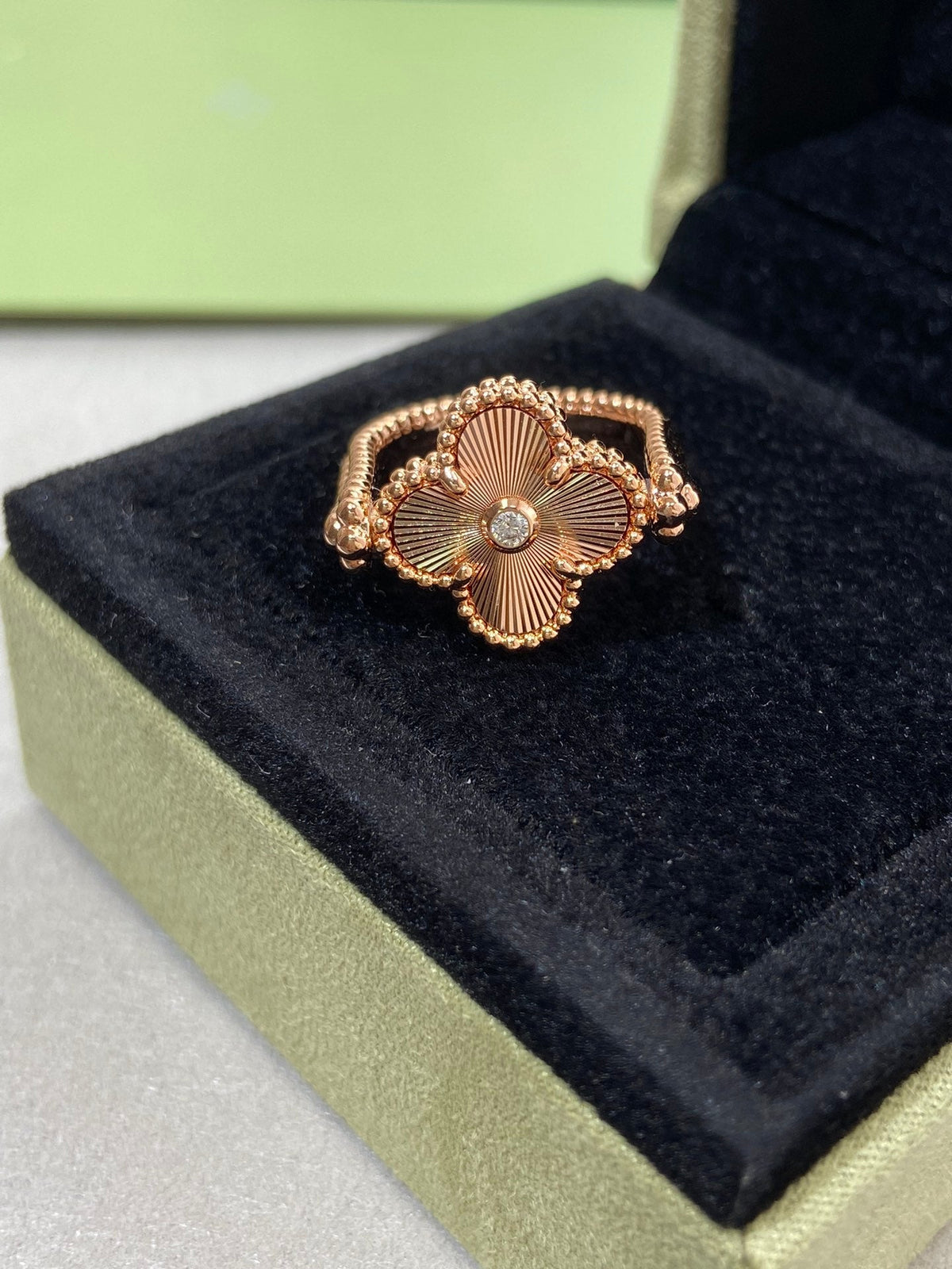 Miro CLOVER RIVERSIBLE ROSE GOLD RING