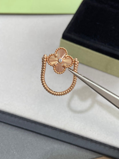 Miro CLOVER RIVERSIBLE ROSE GOLD RING