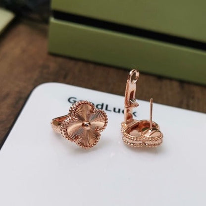 Miro CLOVER MEDIUM STUD EARRINGS