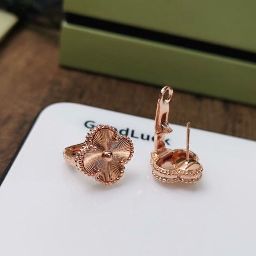 Miro CLOVER MEDIUM STUD EARRINGS
