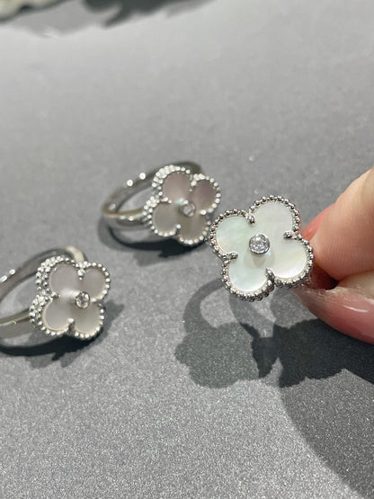 Miro CLOVER SILVER MOP DIAMOND RING